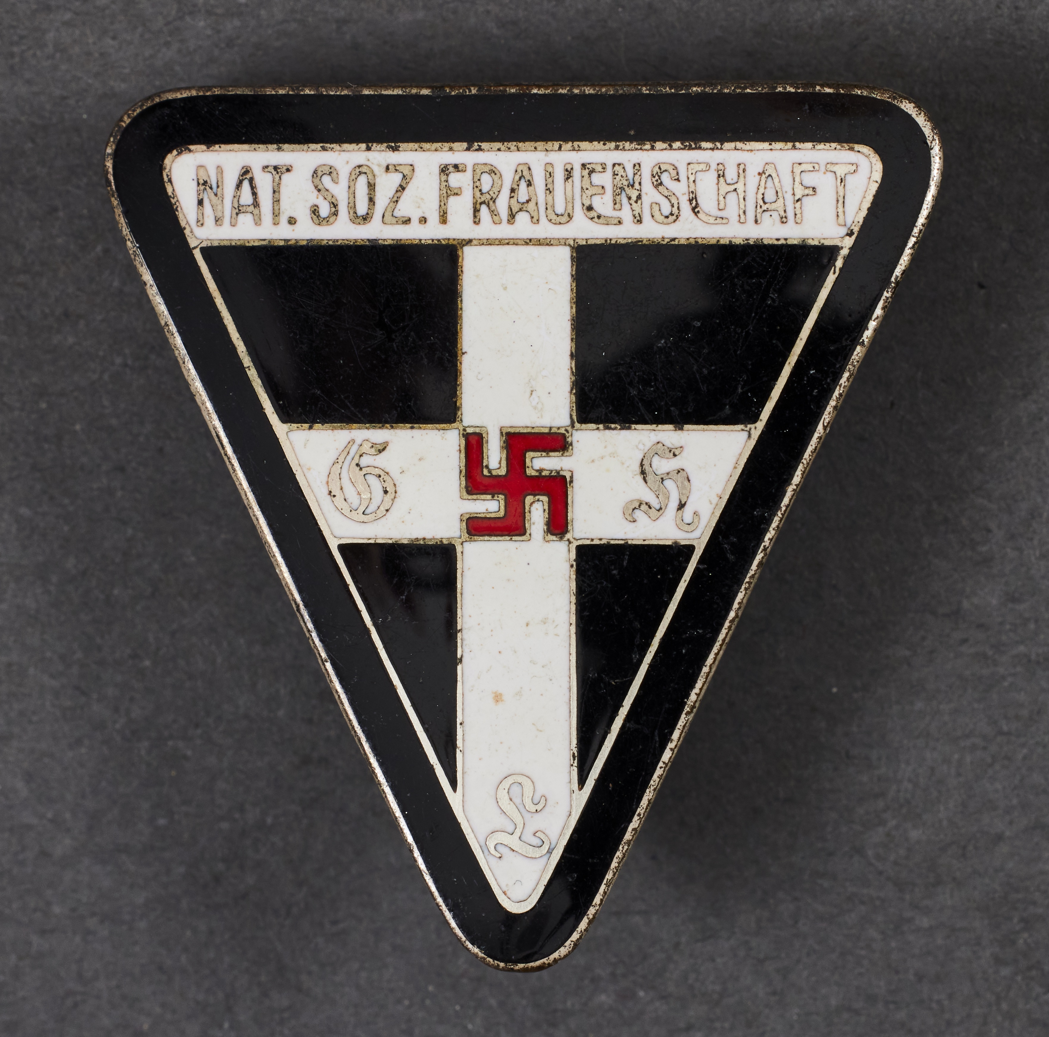 Nat. Soz. Frauenschaft Abzeichen #20791 