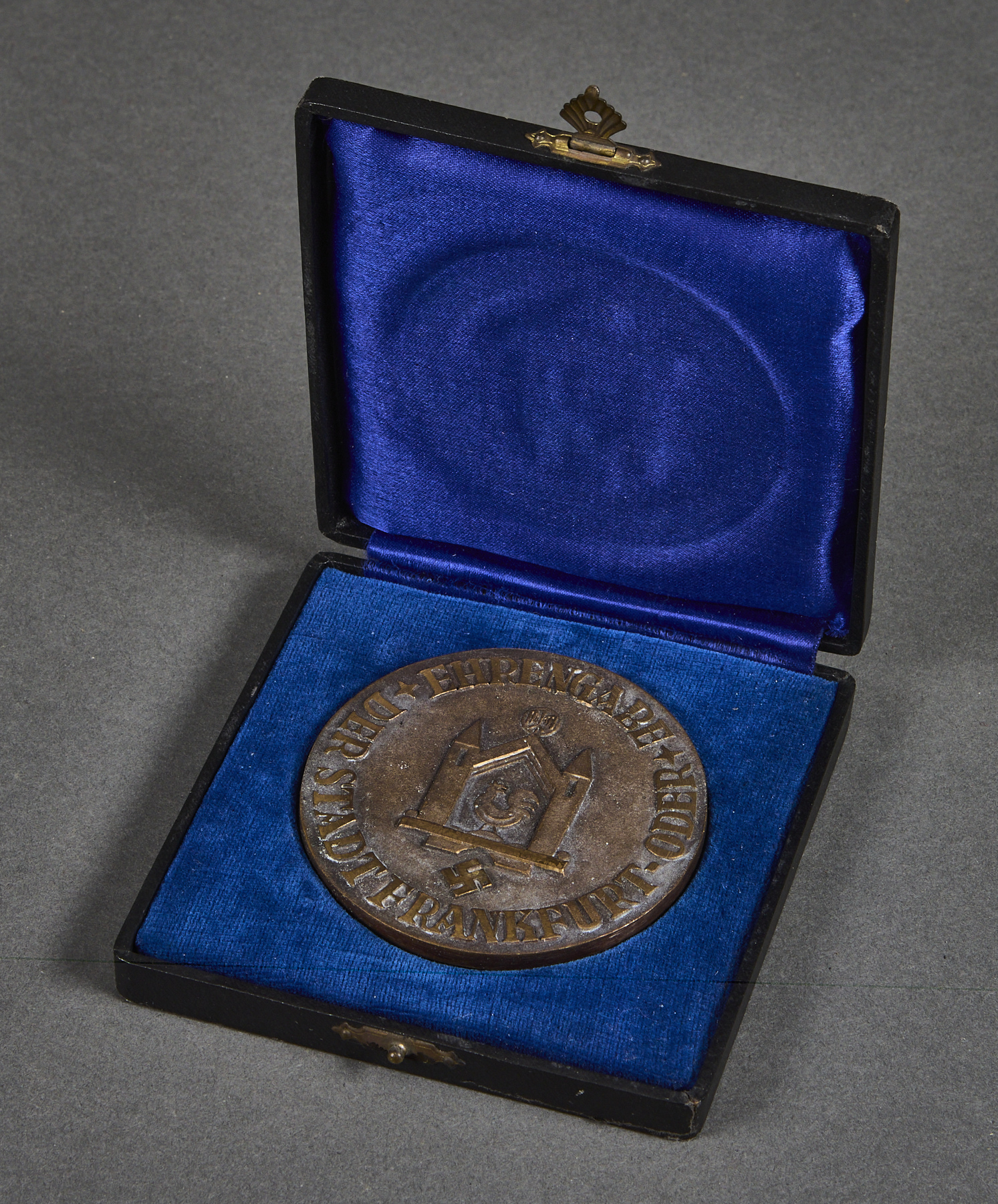 Honorary Award of the City of Frankfurt #22245 