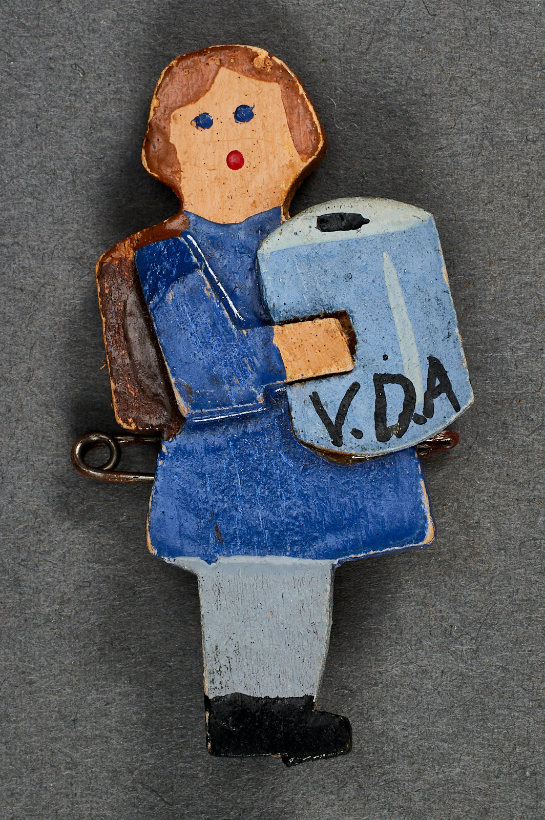 VDA Donation Badge #22198 