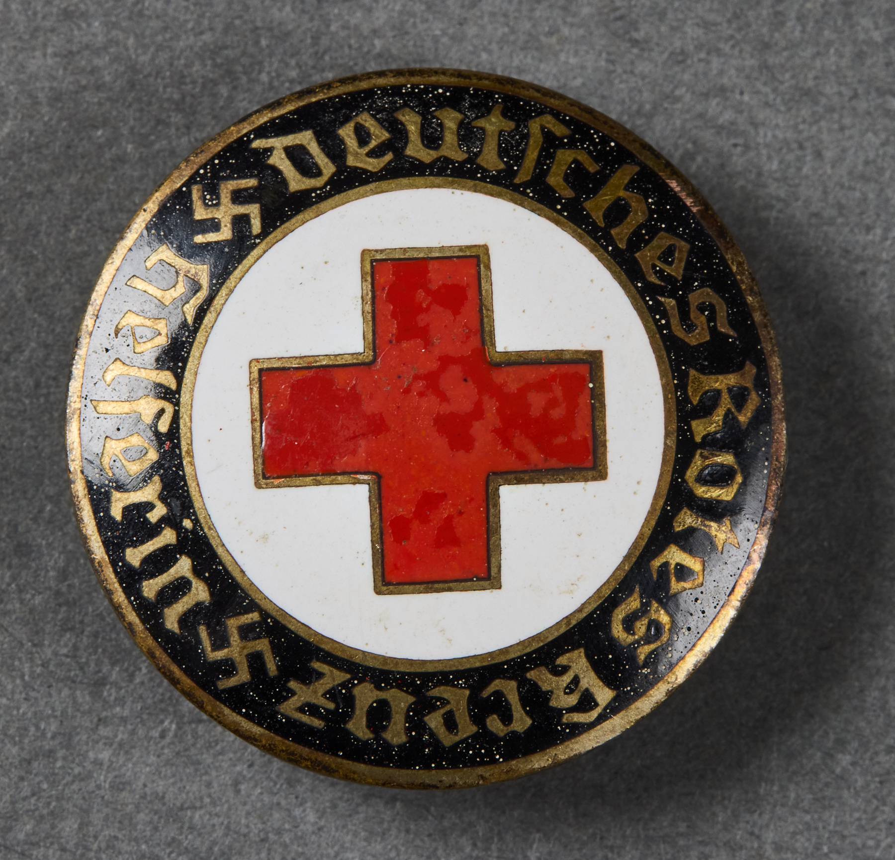 Deutsches Rotes Kreuz Helferin Badge #21744 