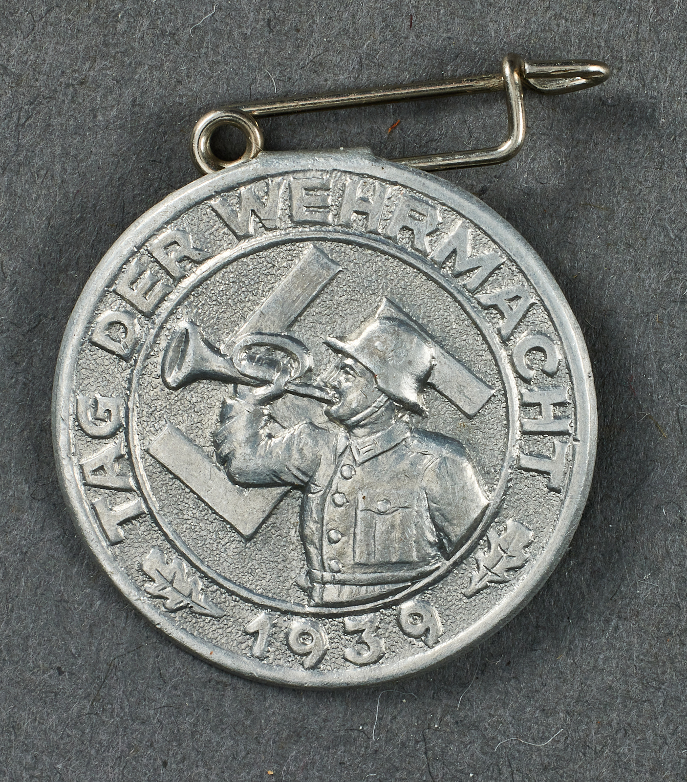 Tag der Wehrmacht Tinnie #20920 