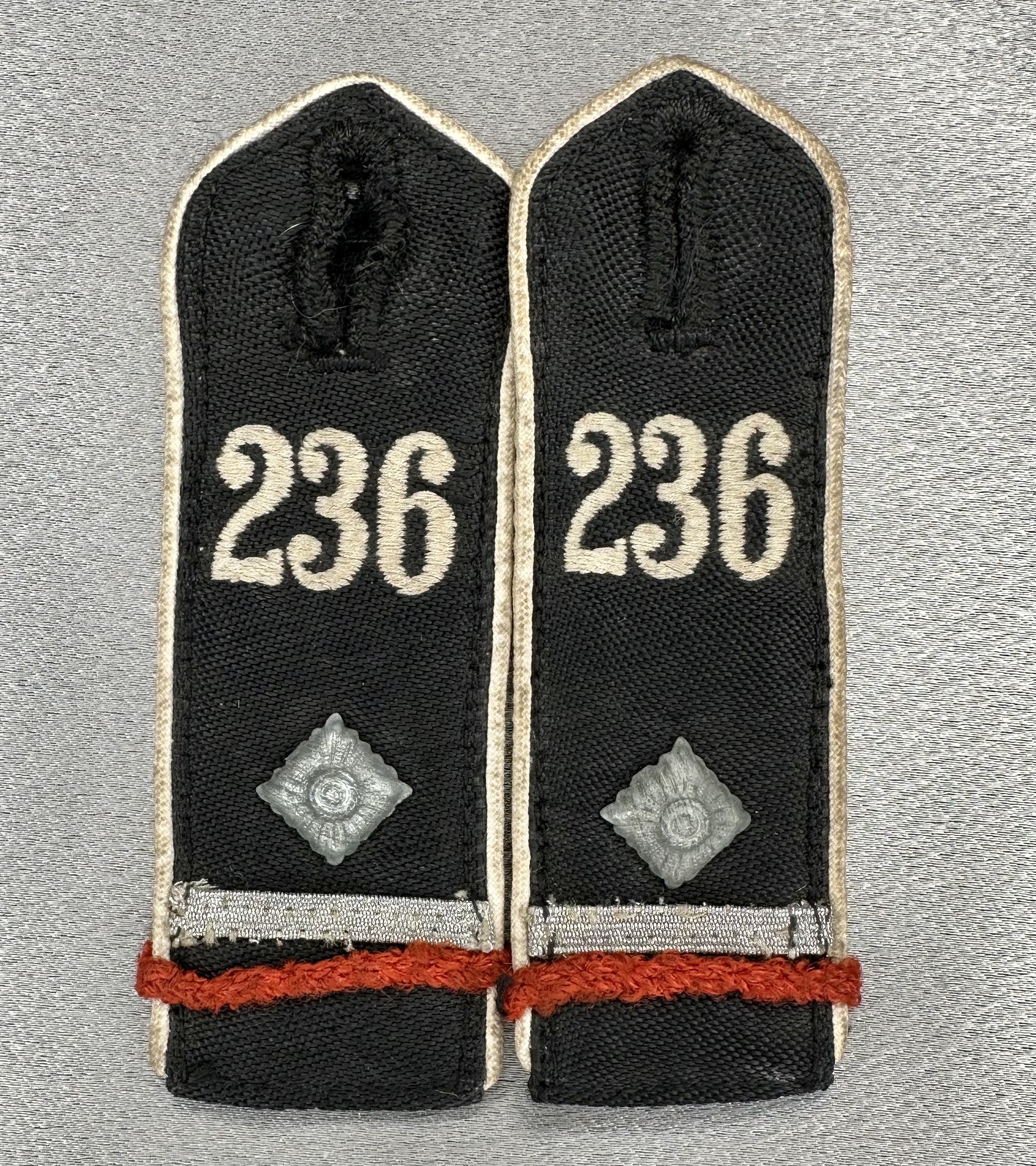 HJ Shoulder Boards, Gefolgschaftsführer #16610 