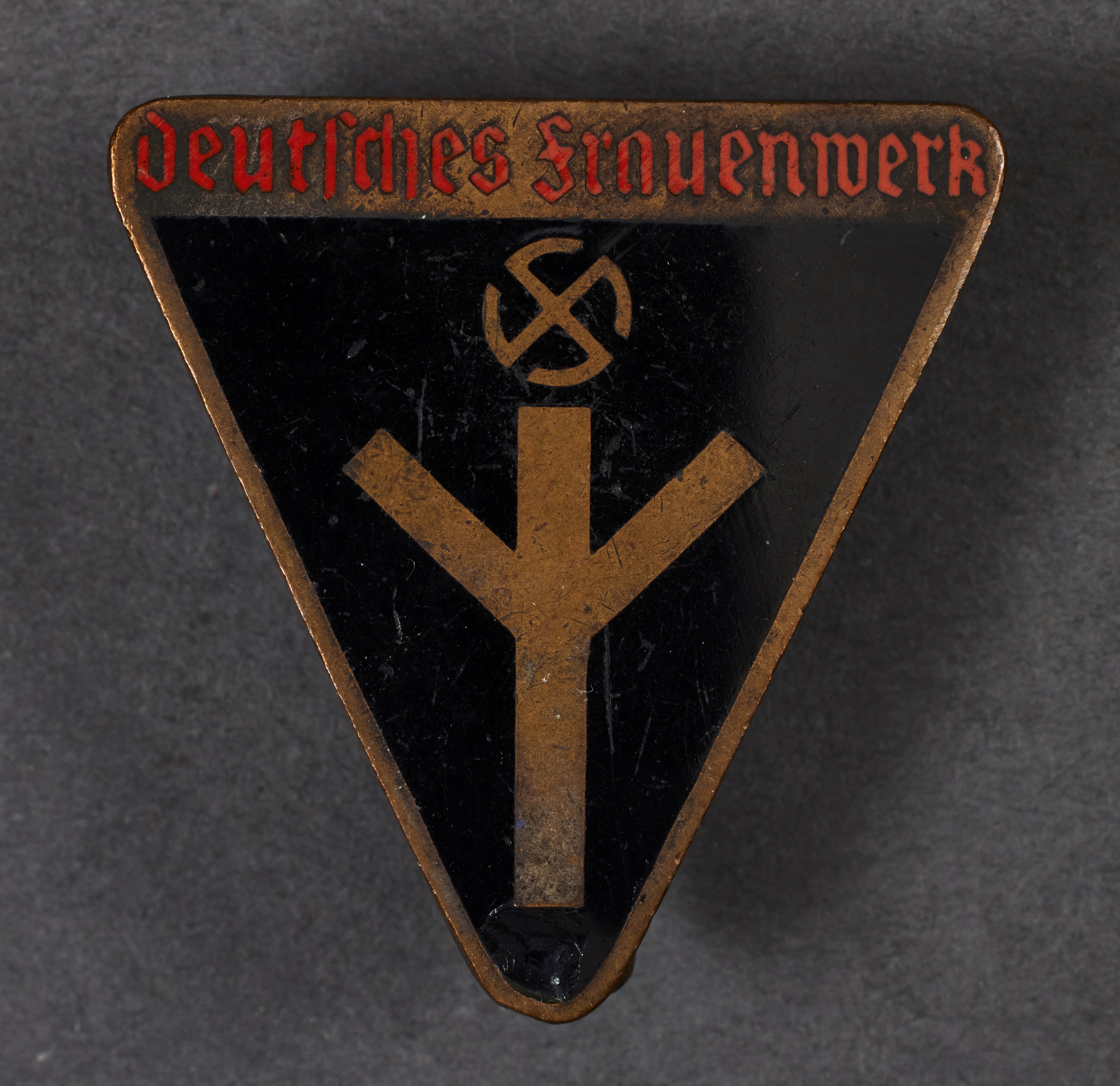 Deutsches Frauenwerk Abzeichen #20792 