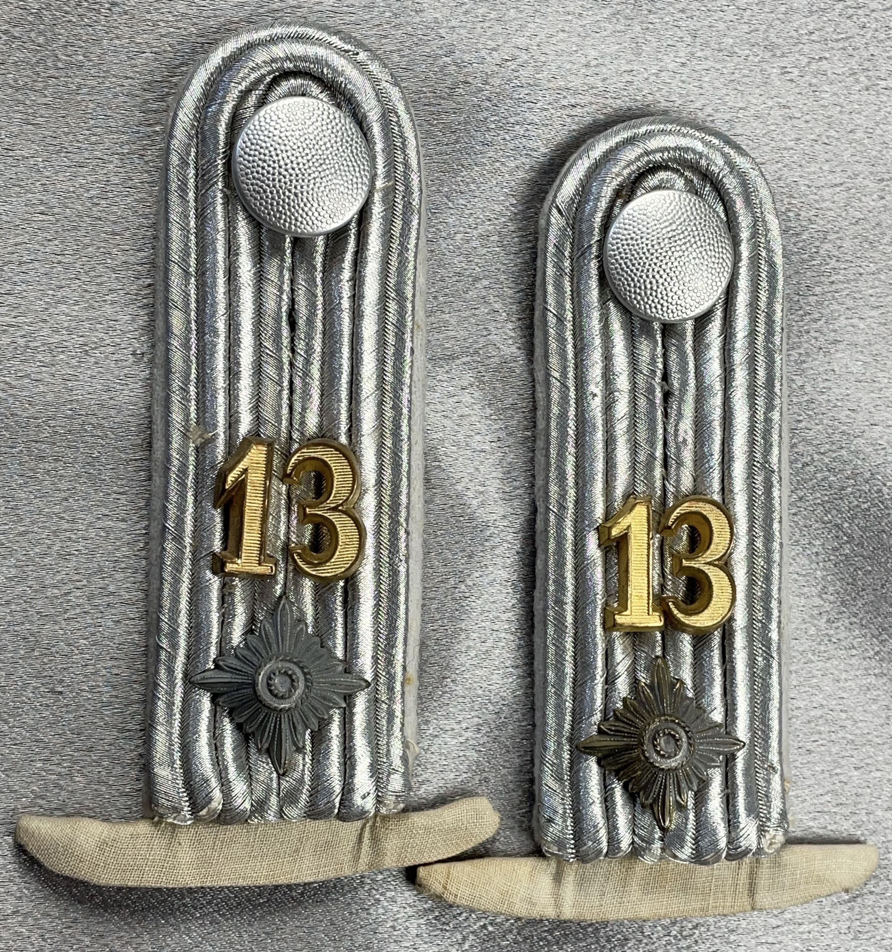Heer Infantry Oberleutnant Shoulder Boards #15931 