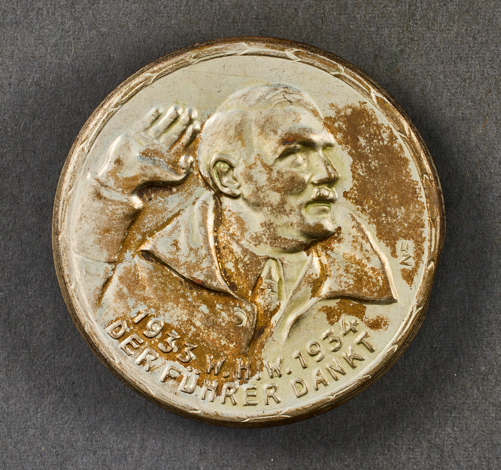 Der Führer Dankt Tinnie #22031 