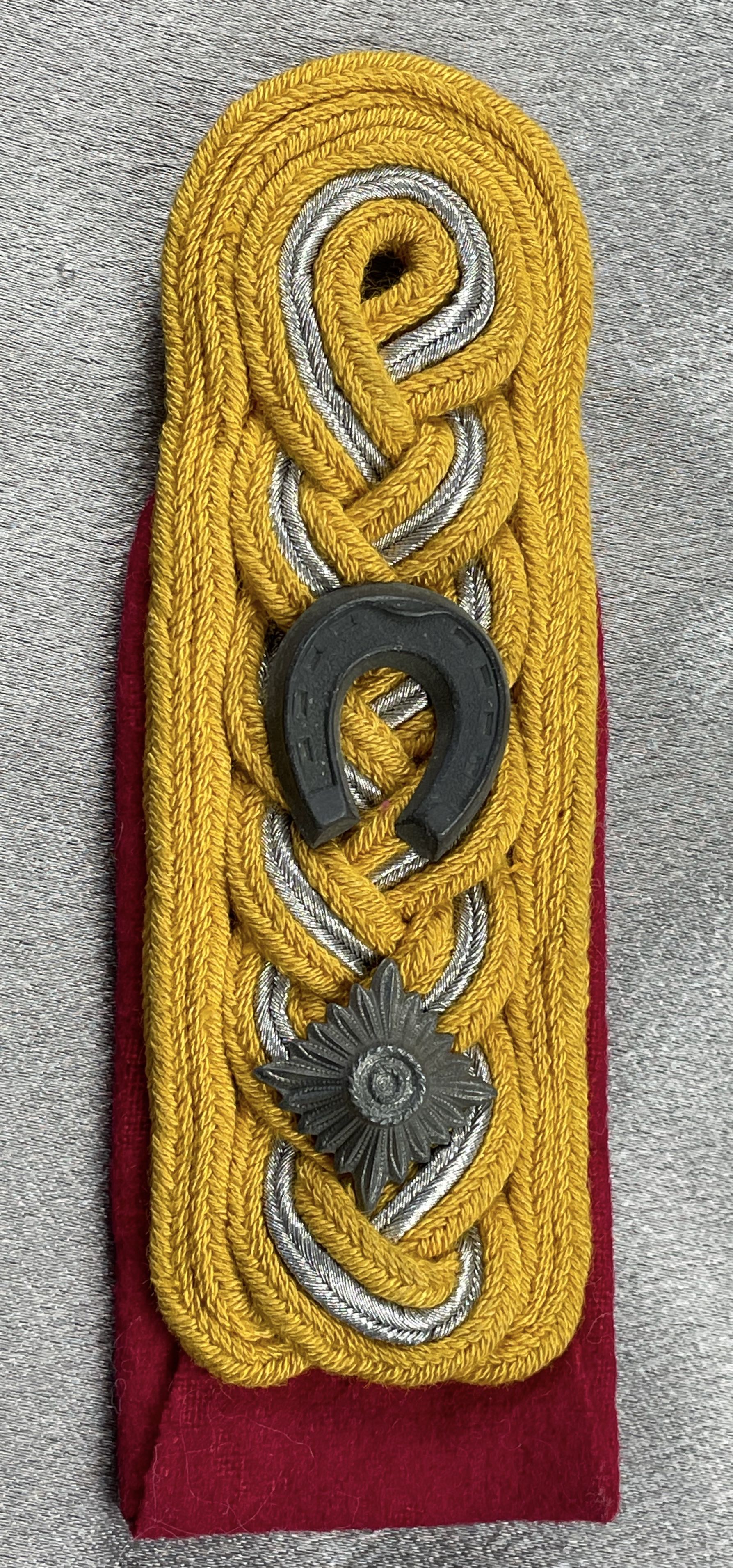 Heer Senior Farrier Instruction Master Shoulder Board #15919 