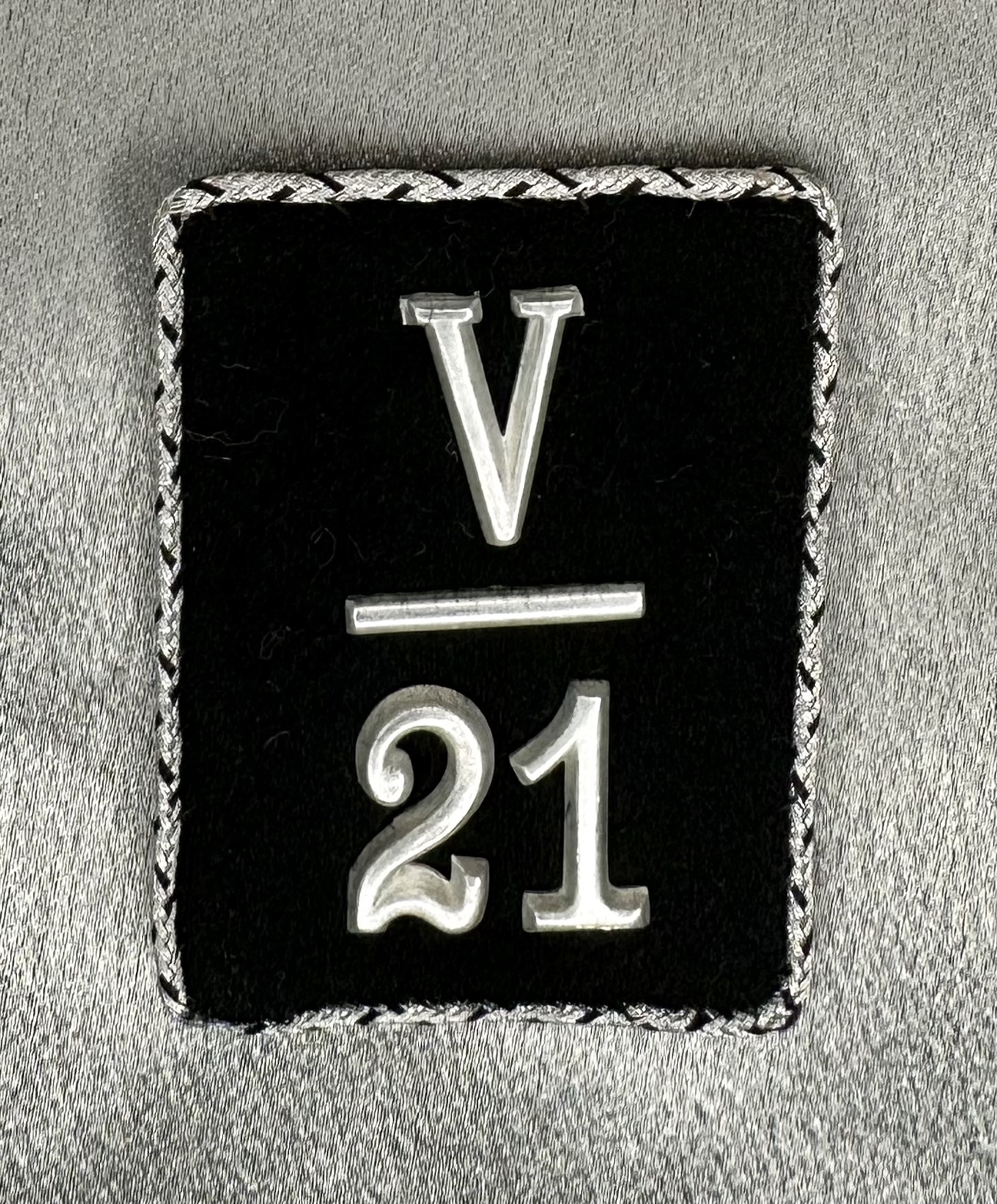 TENO V/21 Collar Tab #17032 