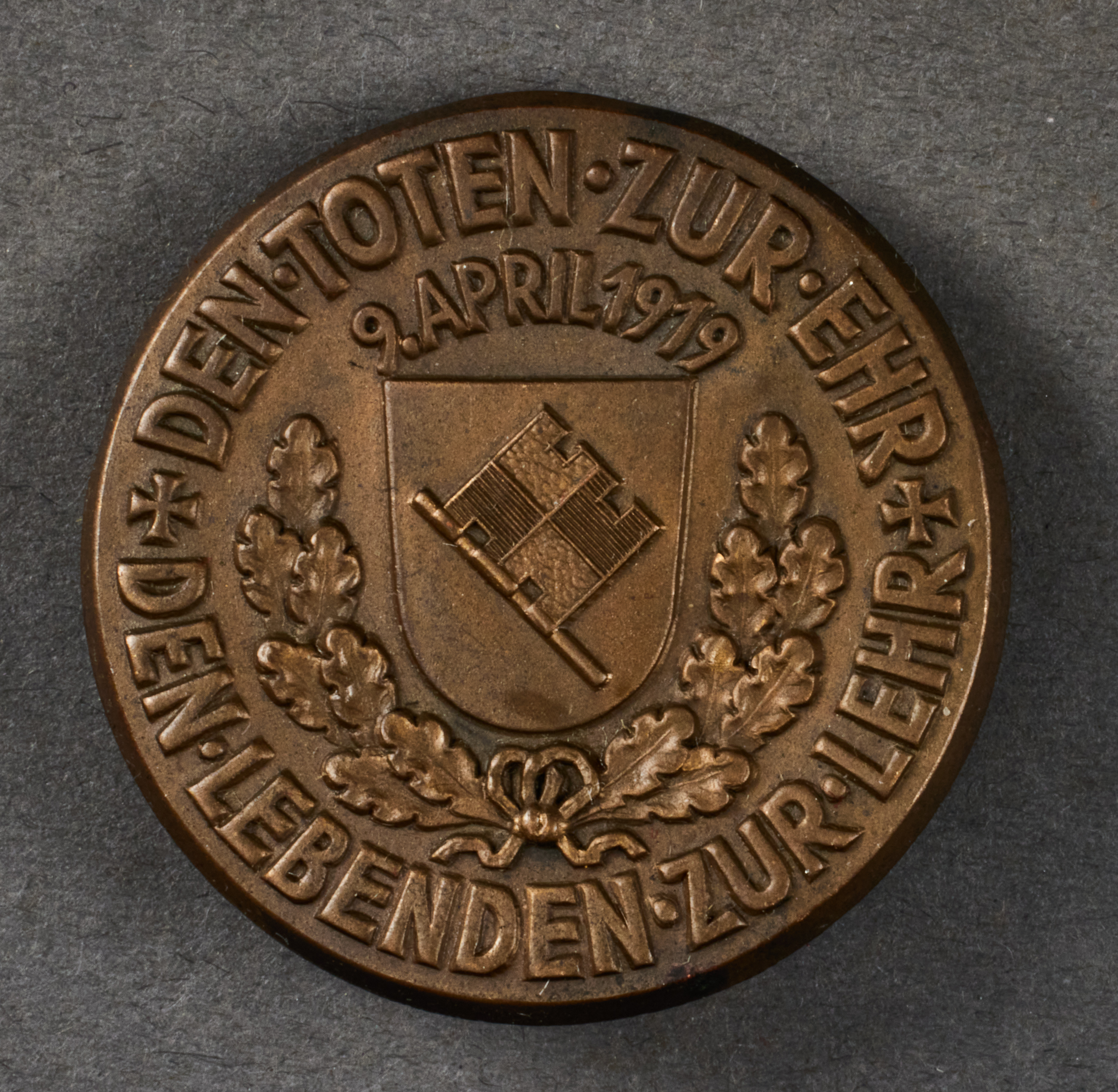 Würzburg Badge #20690 