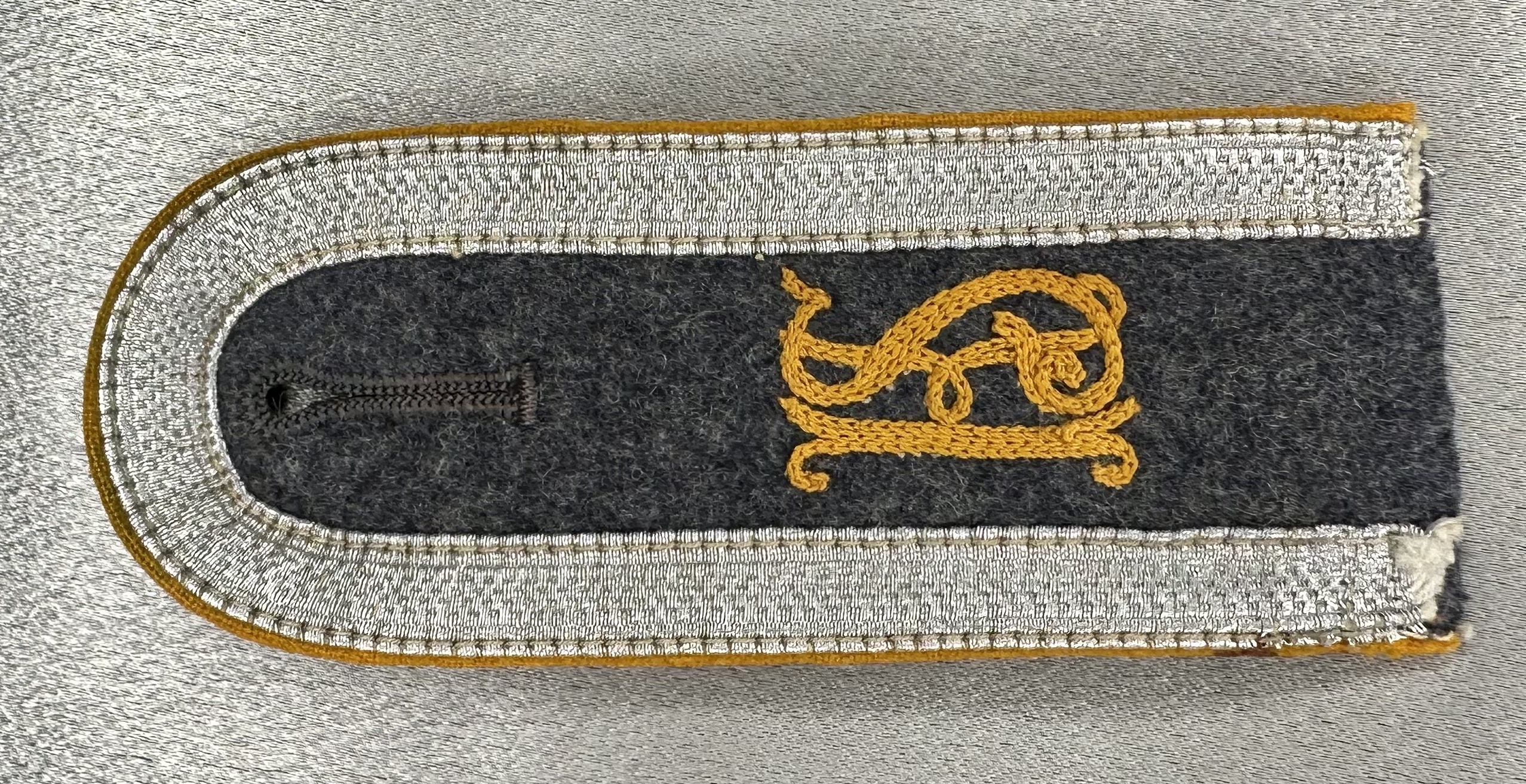 Luftwaffe Aerial Warfare School Shoulder Board #16984 