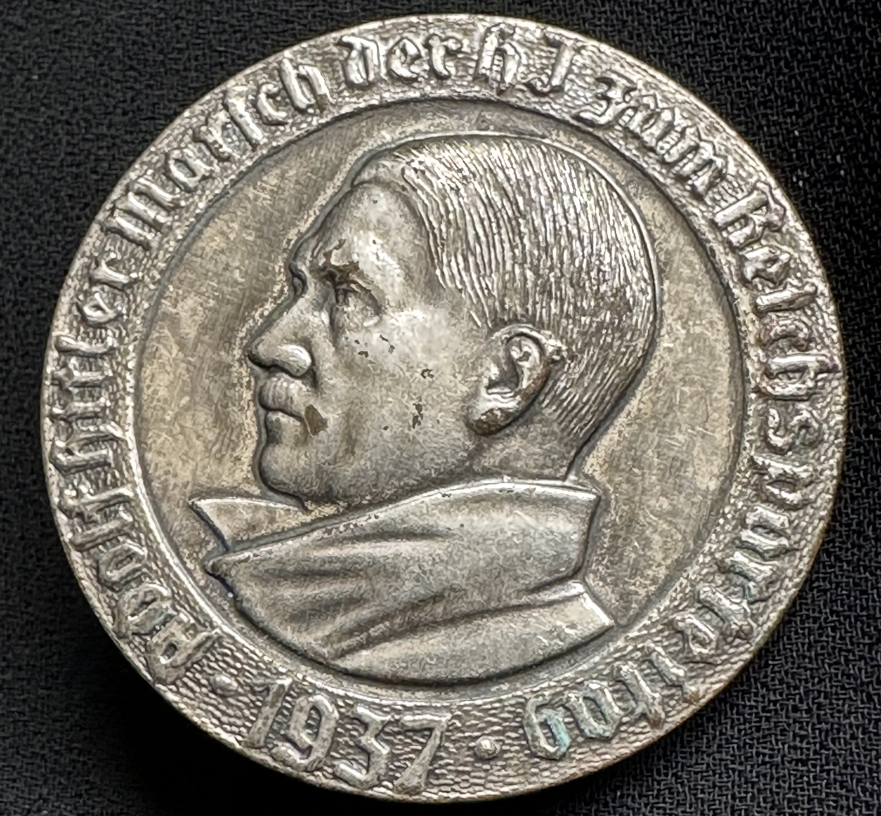 Adolf Hitler Tinnie #16956 