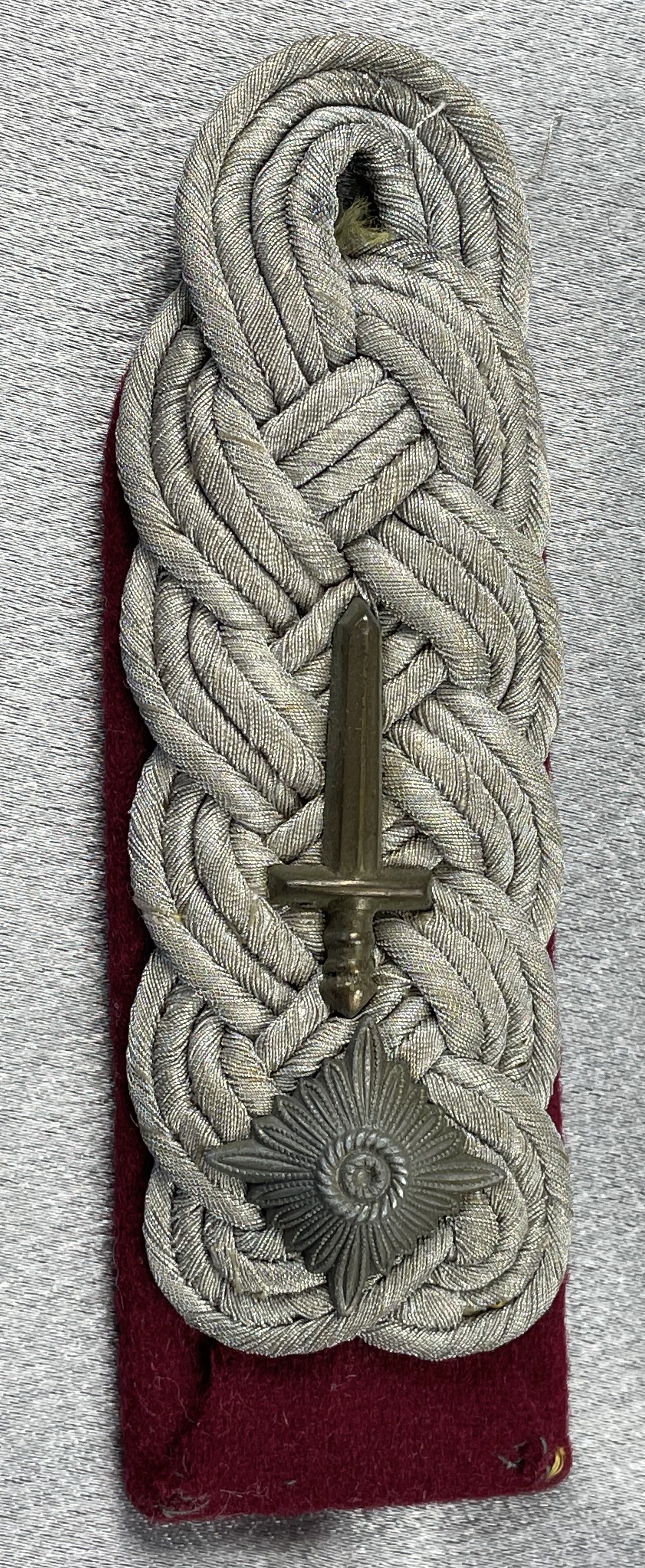 Heer Justice Shoulder Board #15920 