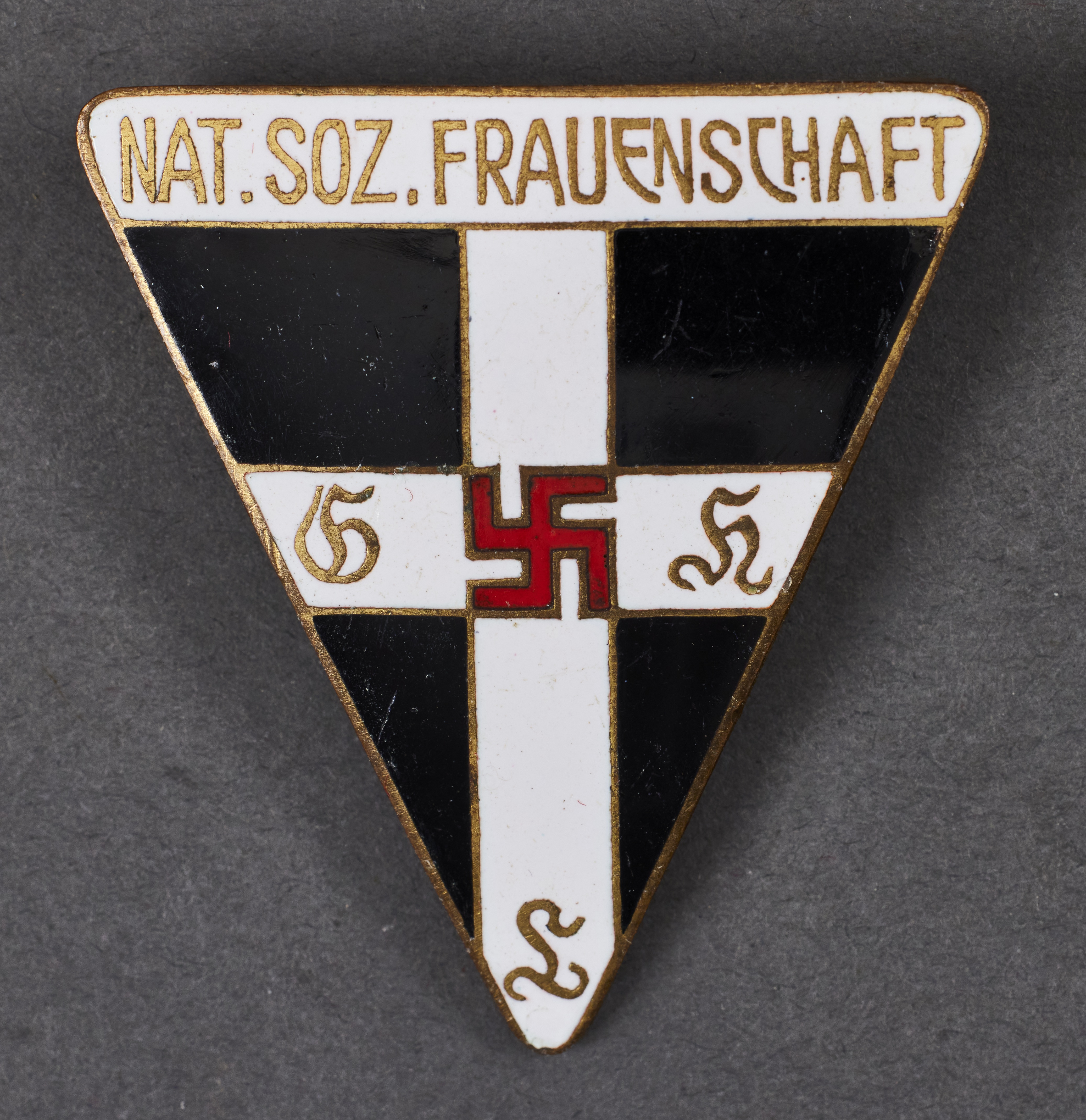 Nat. Soz. Frauenschaft Badge #20776 