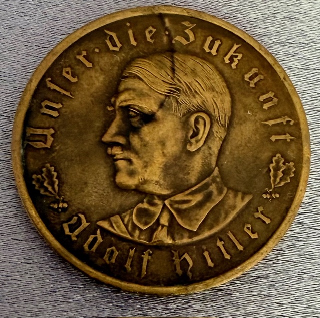 Adolf Hitler Medallion #20499 