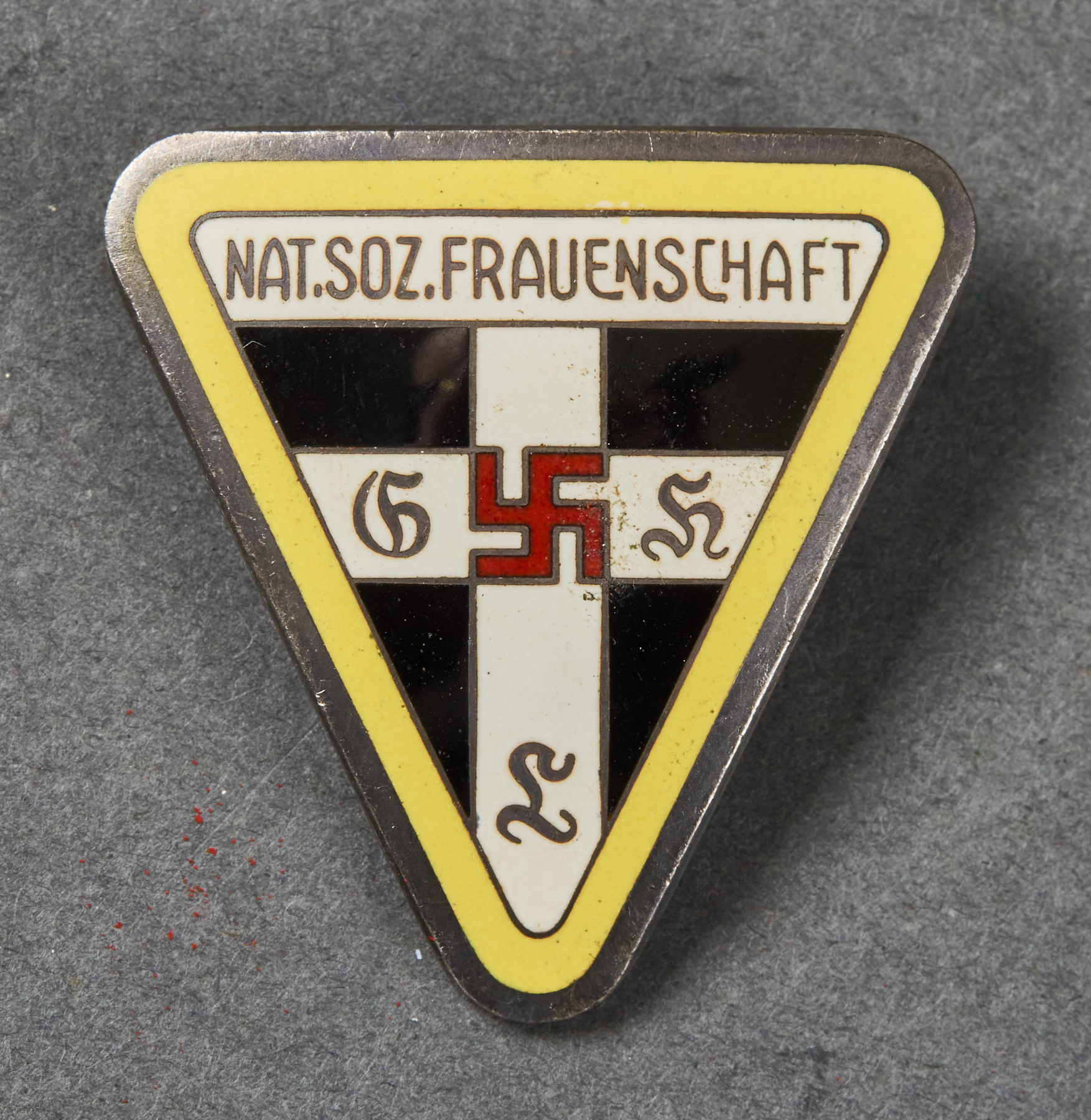Reichsleitung Nat. Soz. Frauenschaft Badge #21742 