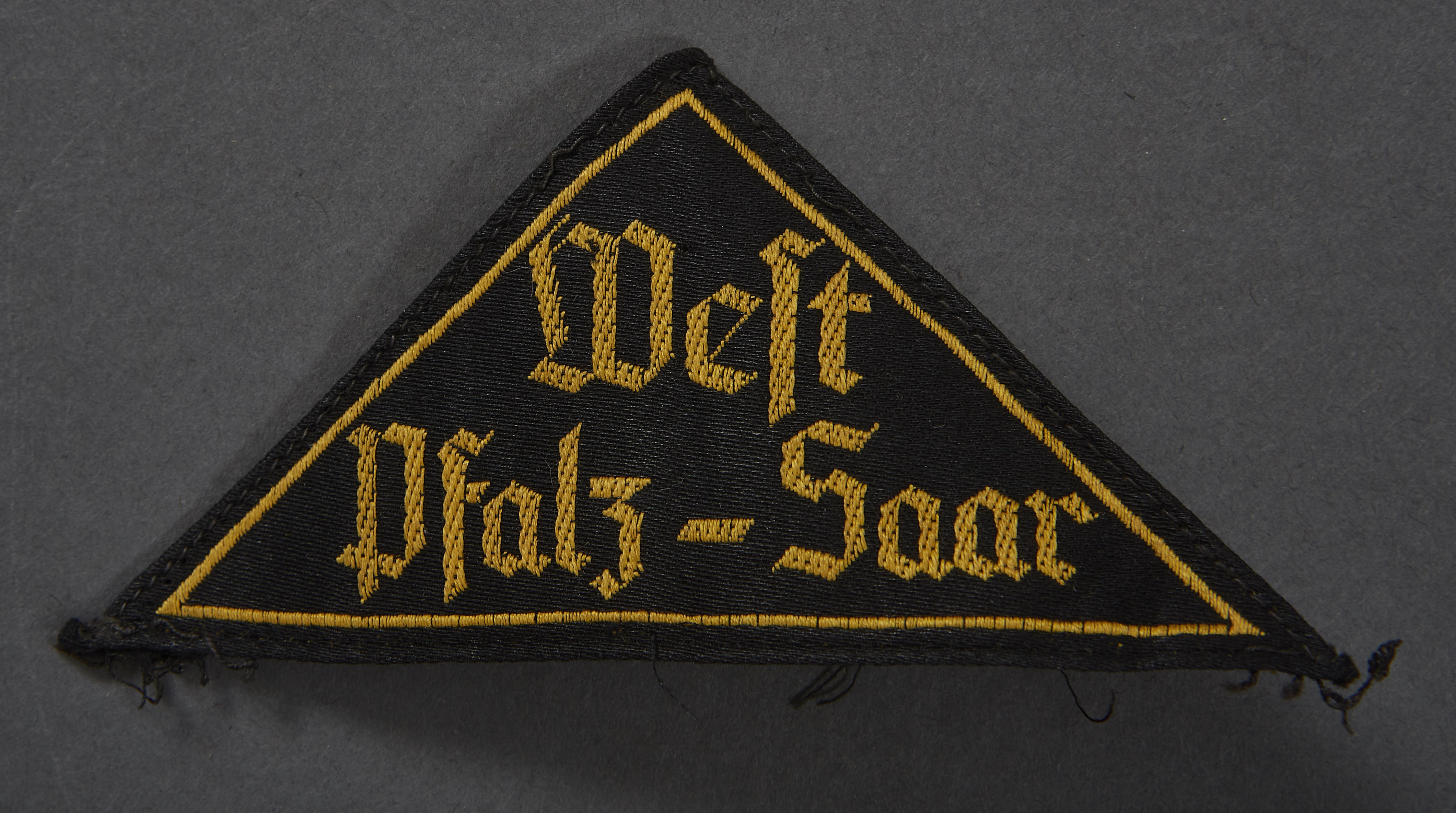 HJ West Pfalz-Saar District Sleeve Triangle #16142 