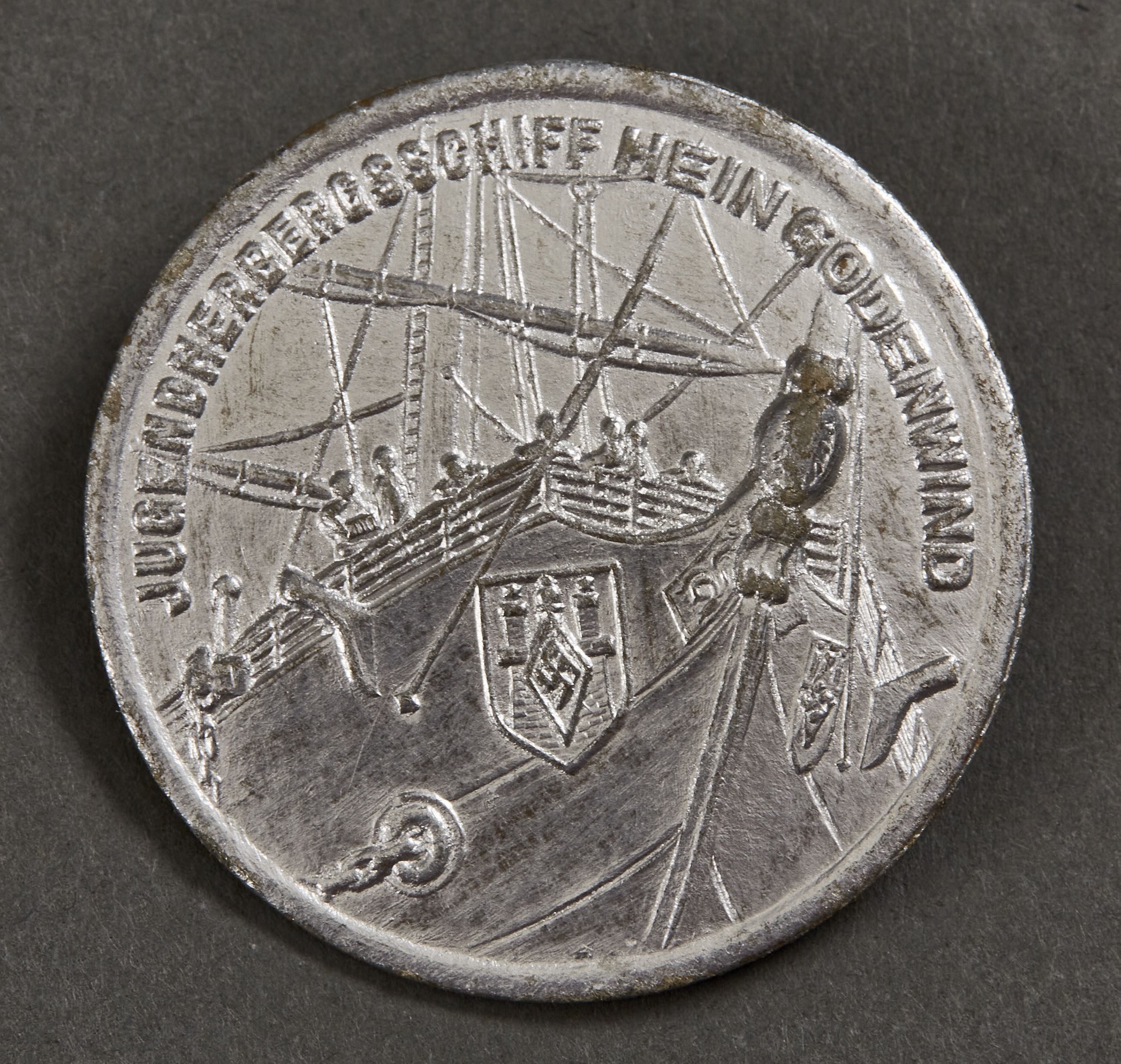 Jugendheregesschig Hein Godenwind Tinnie #15589 