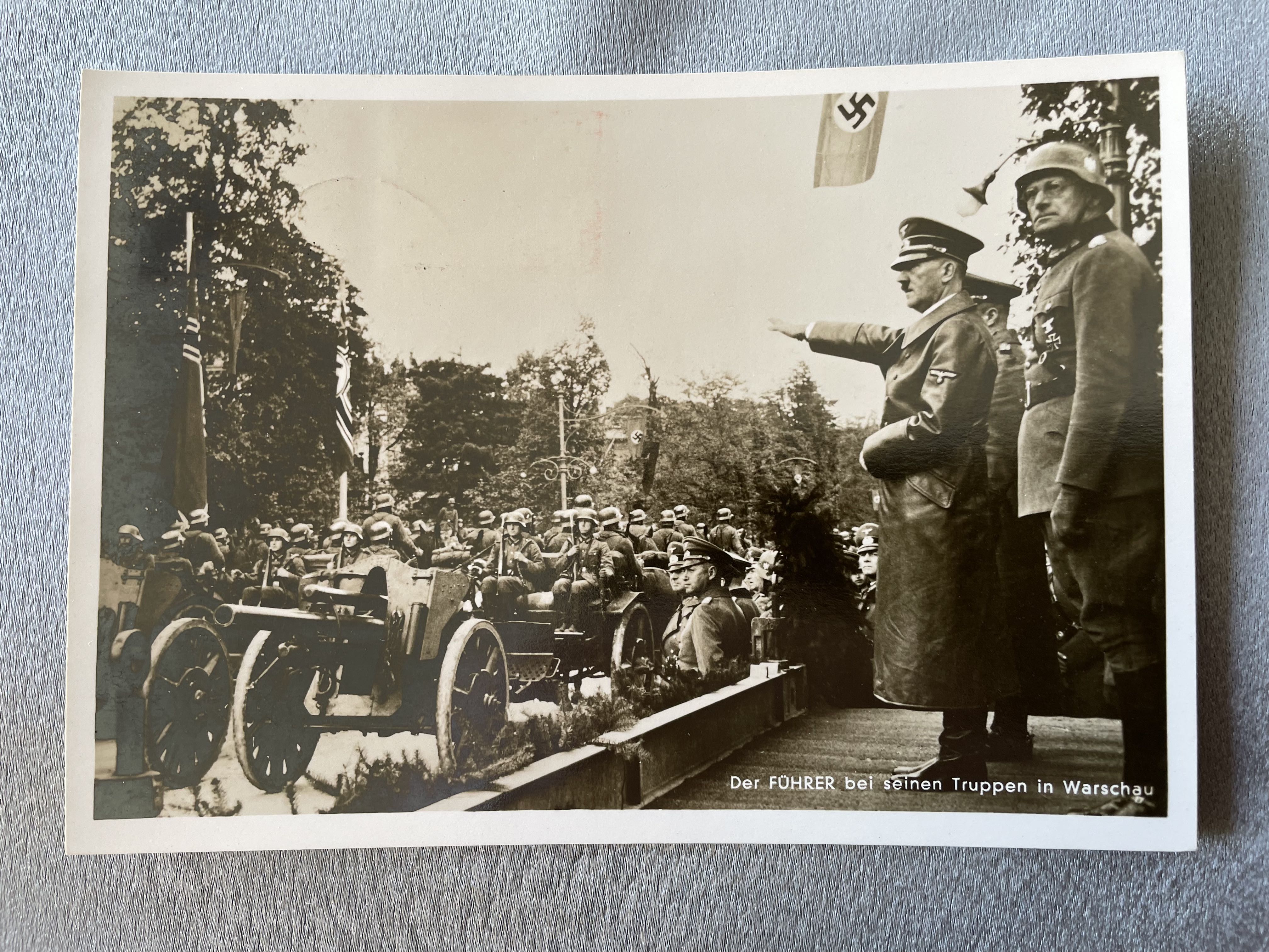 Der Führer bei seinen Truppen in Warsaw Postcard #14938 
