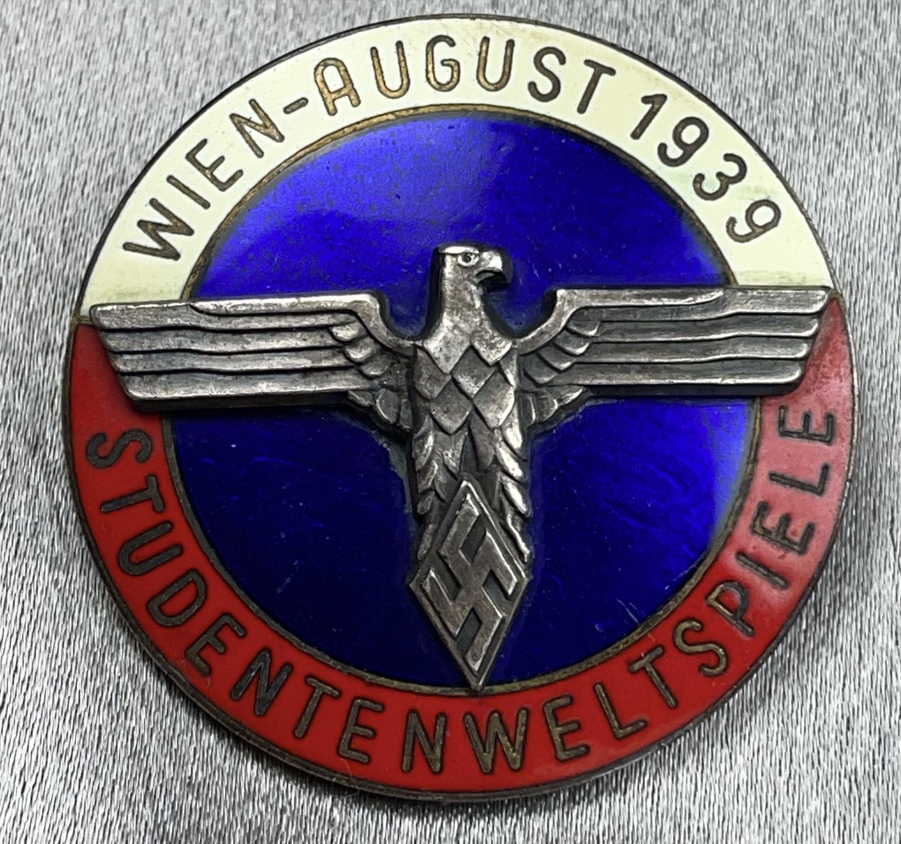 Wien-August 1939 Studentenweltspiele Badge #15335 