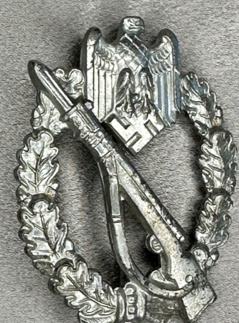 Infantry Assault Badge #16330 