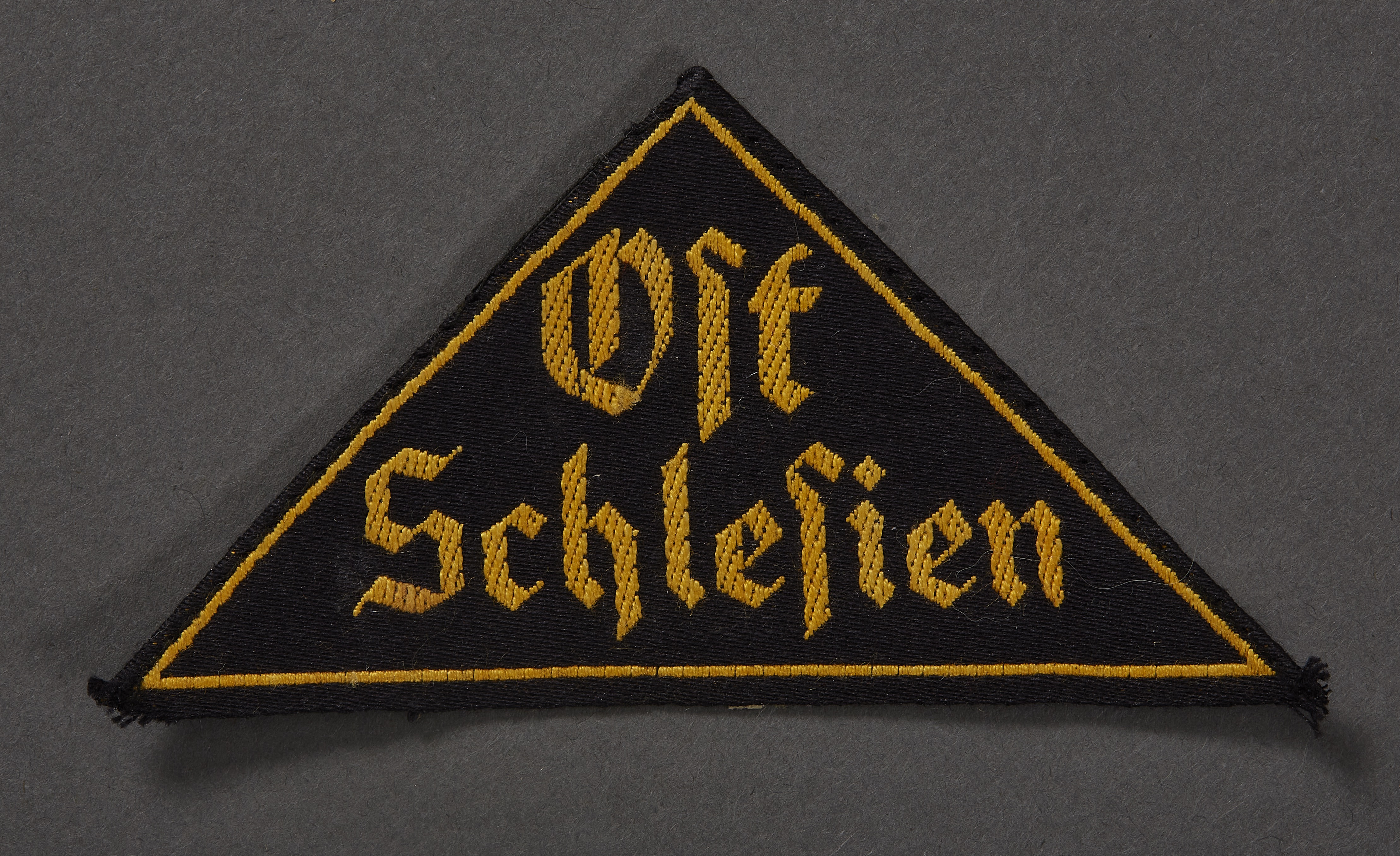 HJ Ost Schlesien District Sleeve Triangle #16116 