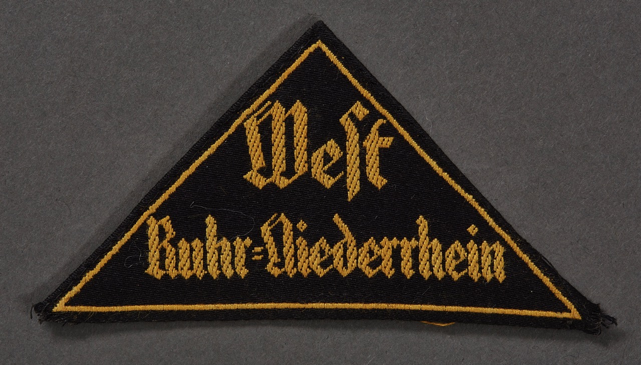 HJ West Ruhr-Niedderrhein District Sleeve Triangle #16045 