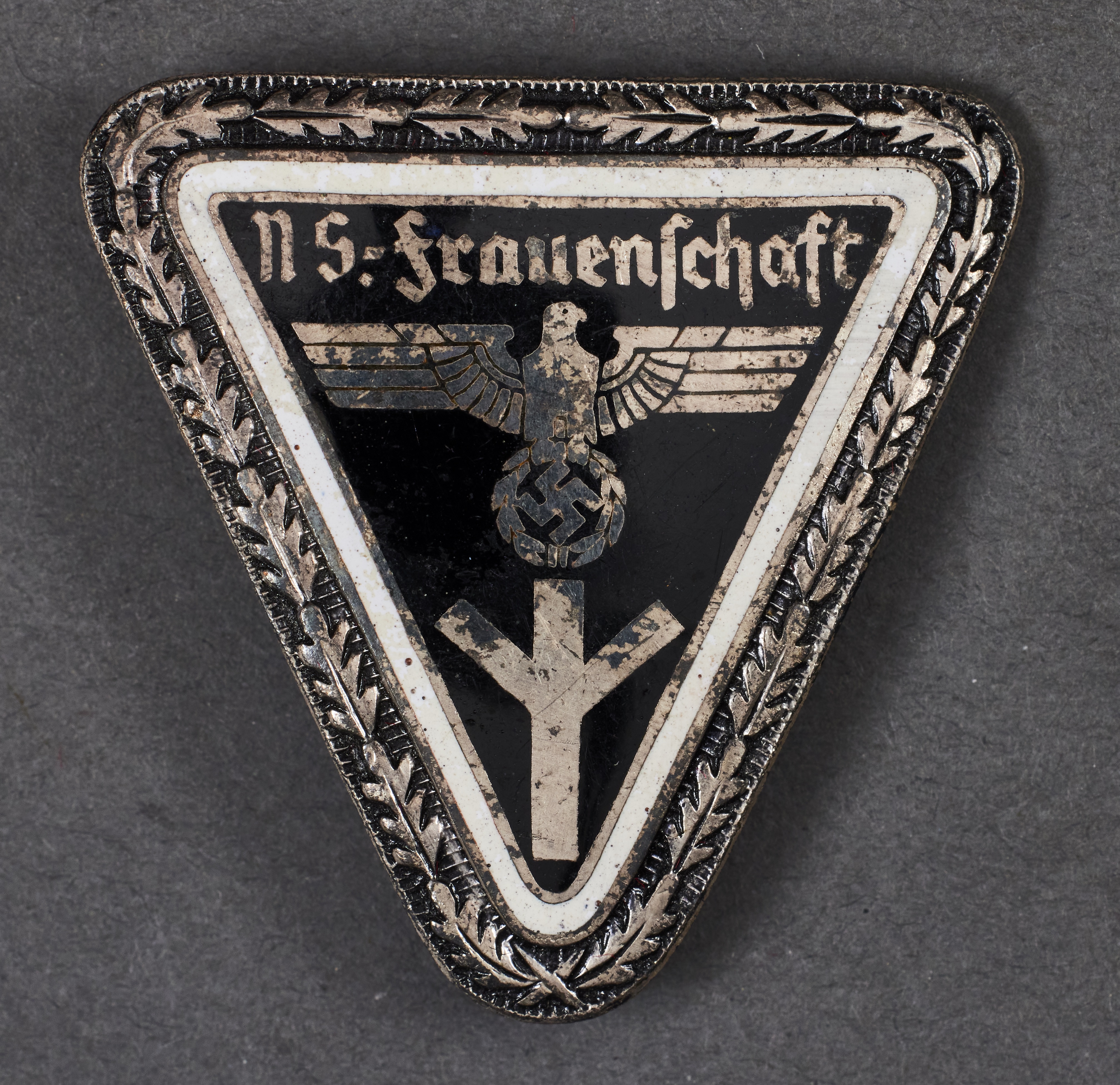 N.S. Frauenschaft Abzeichen #20785 