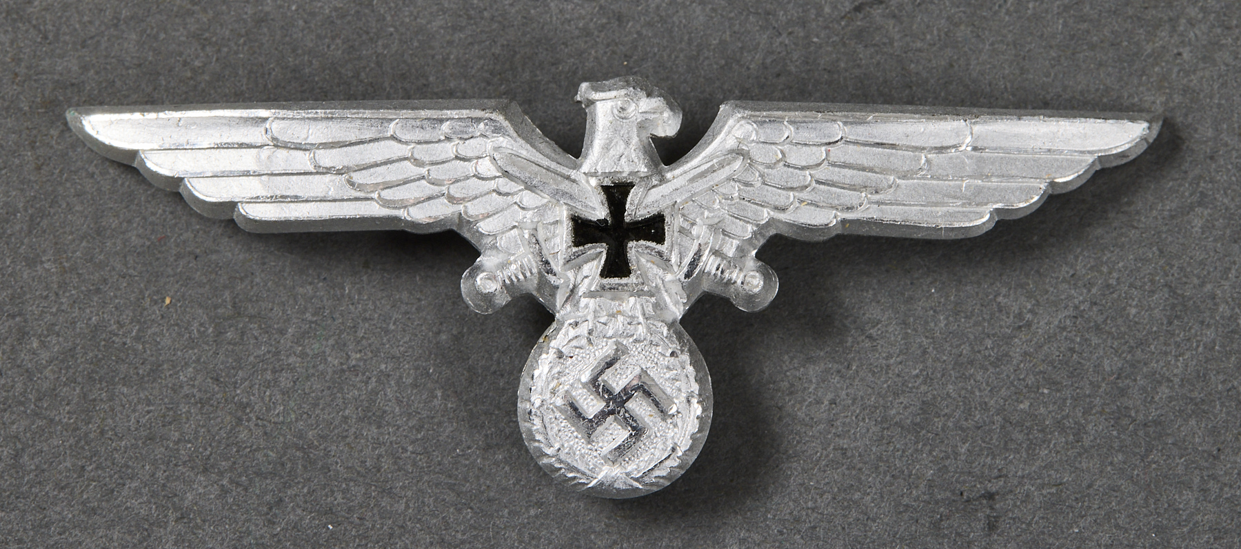 German Veterans Association Cap Insignia #21806 