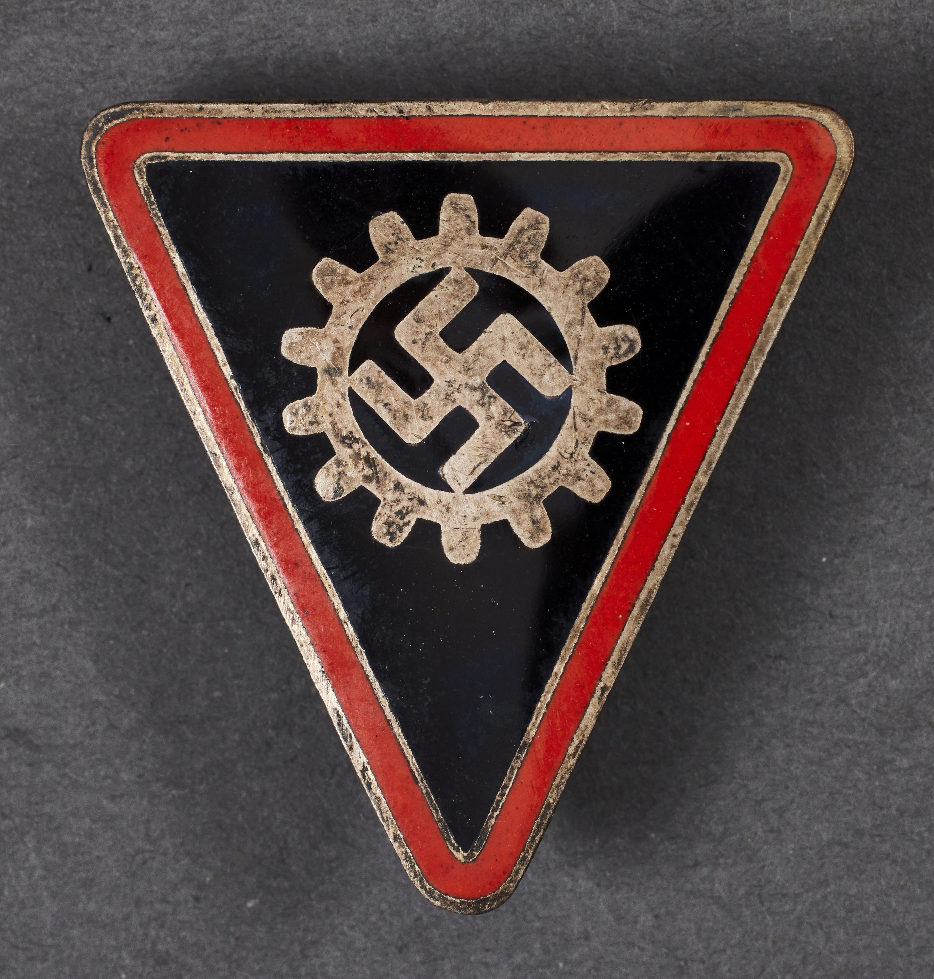 DAF Gau-Betriebsgemeinschaft Abzeichen #20781 
