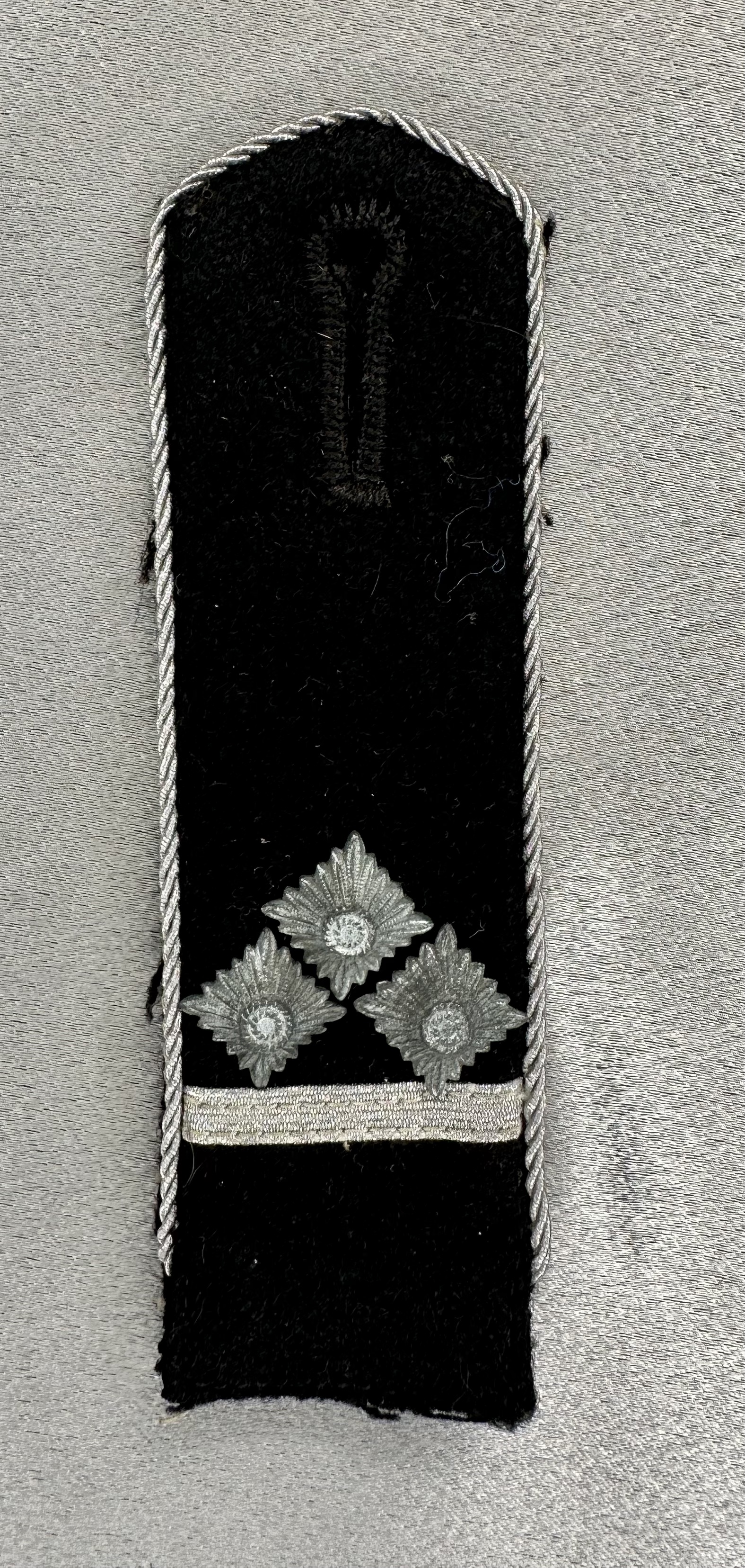 HJ Officer Shoulder Board #16804 