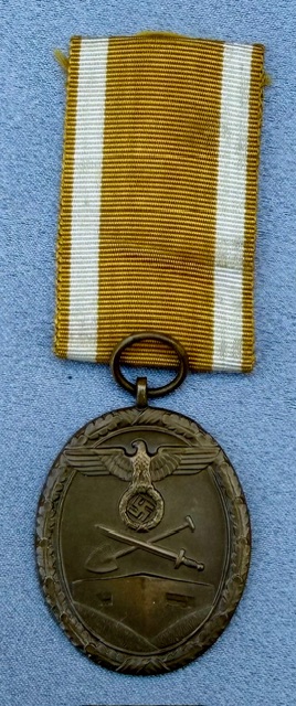 West Wall Medal #20156 