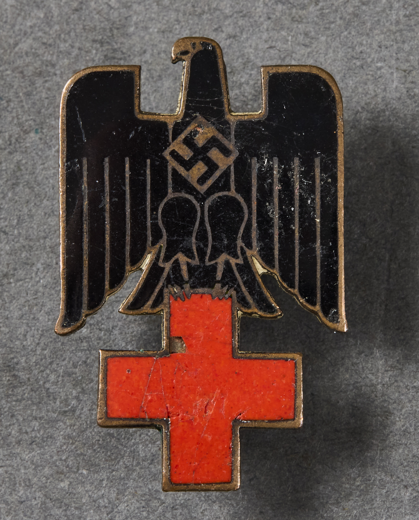 German Red Cross Membership Cap Badge #21764 