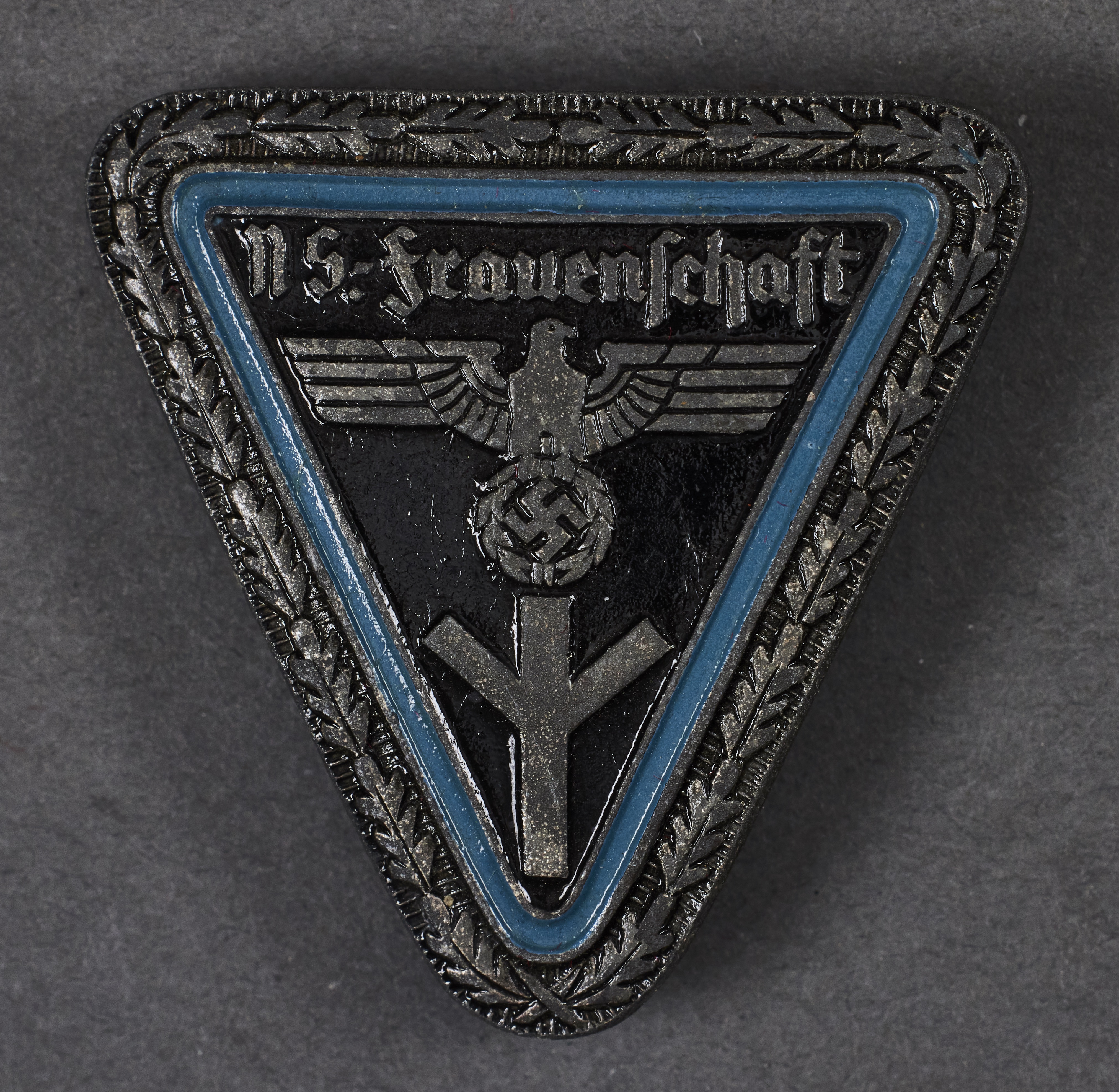 N.S. Frauenschaft Badge #20786 