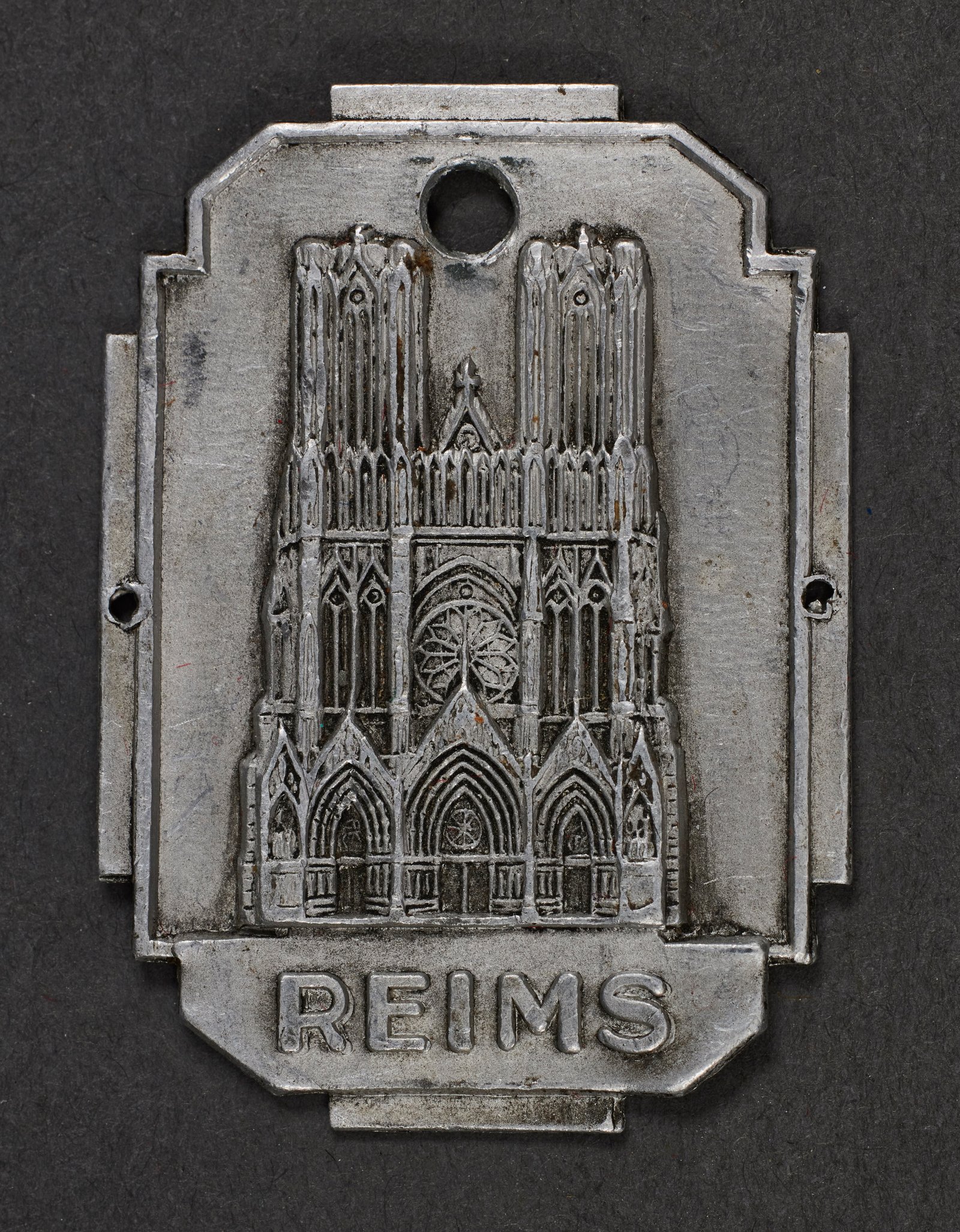 REIMS Walking Stick Medallion #22535 